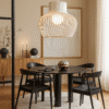 lampara de colgar en madera lacada blanca diseño paramétrico en comedor nórdico