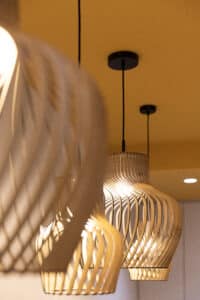 lampara de colgar en madera ROBLE